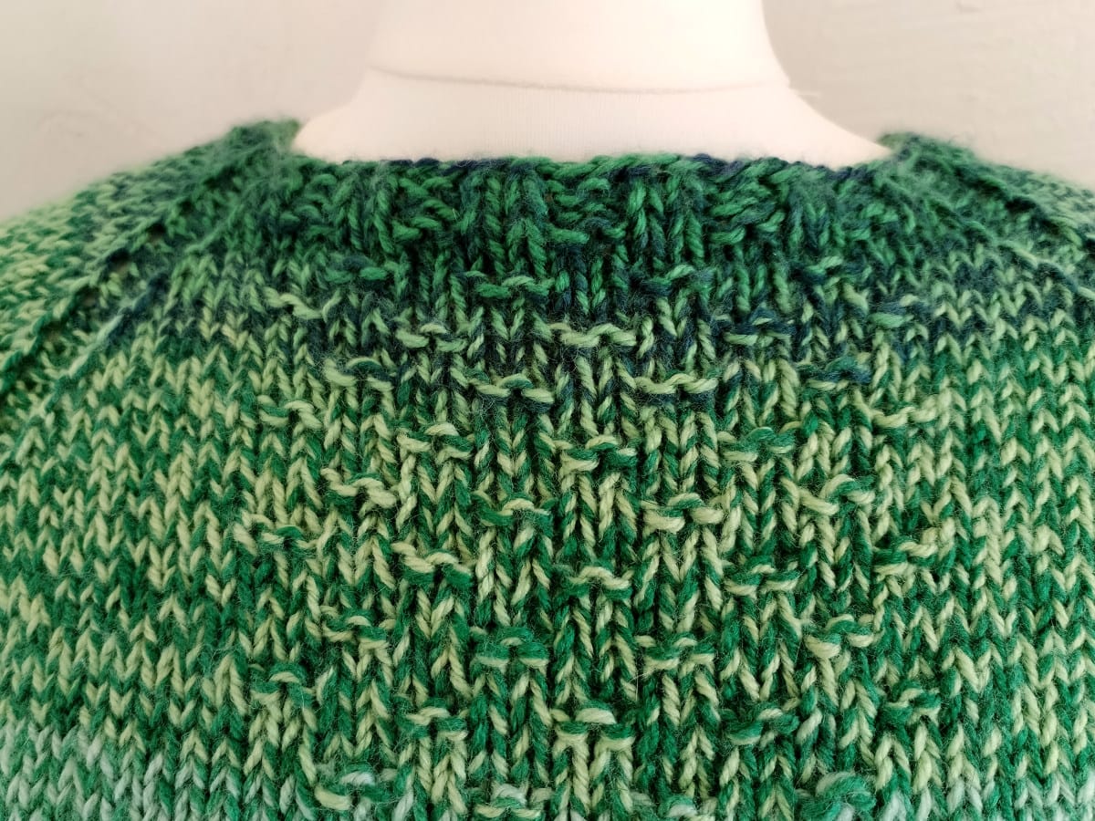 Sweter z wełny+akryl bezszwowy, wzór